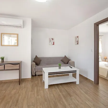 Апартаменты House Litsa 3 *