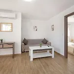شقة House Litsa 3 *