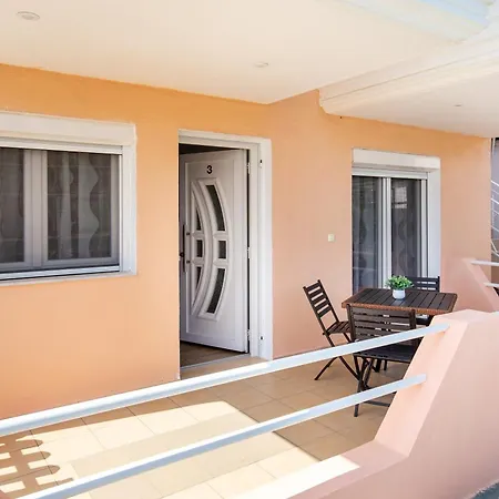 Appartamento House Litsa 3